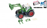 SIKU CONTROL 6793 RC Traktor FENDT 933 VARIO s čelním nakladačem 1:32 