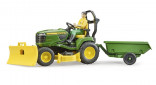 Figurka muž se zahradním traktorem JOHN DEERE BWORLD BRUDER 62104 